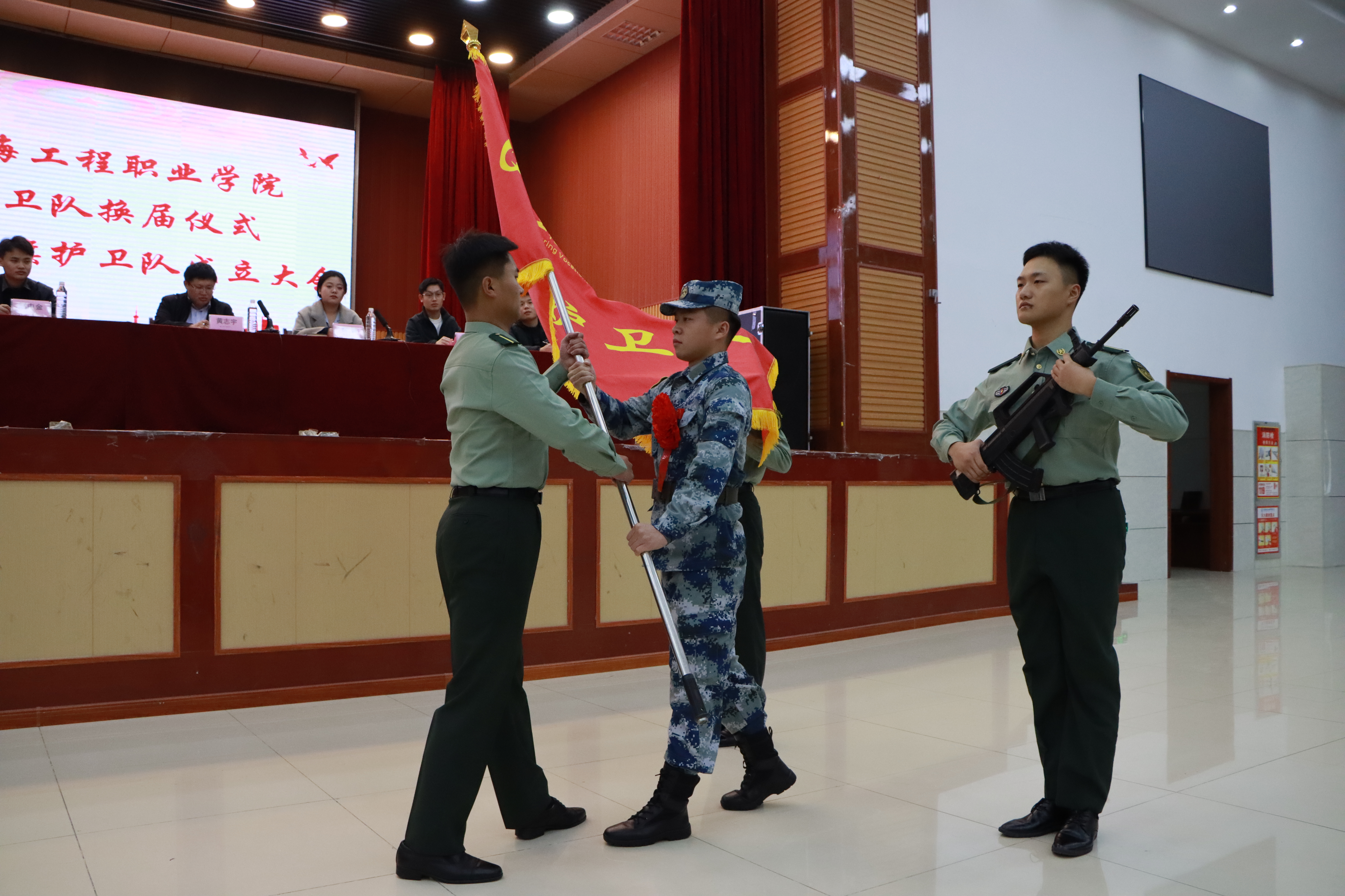 图示, 示意图

中度可信度描述已自动生成:ver1