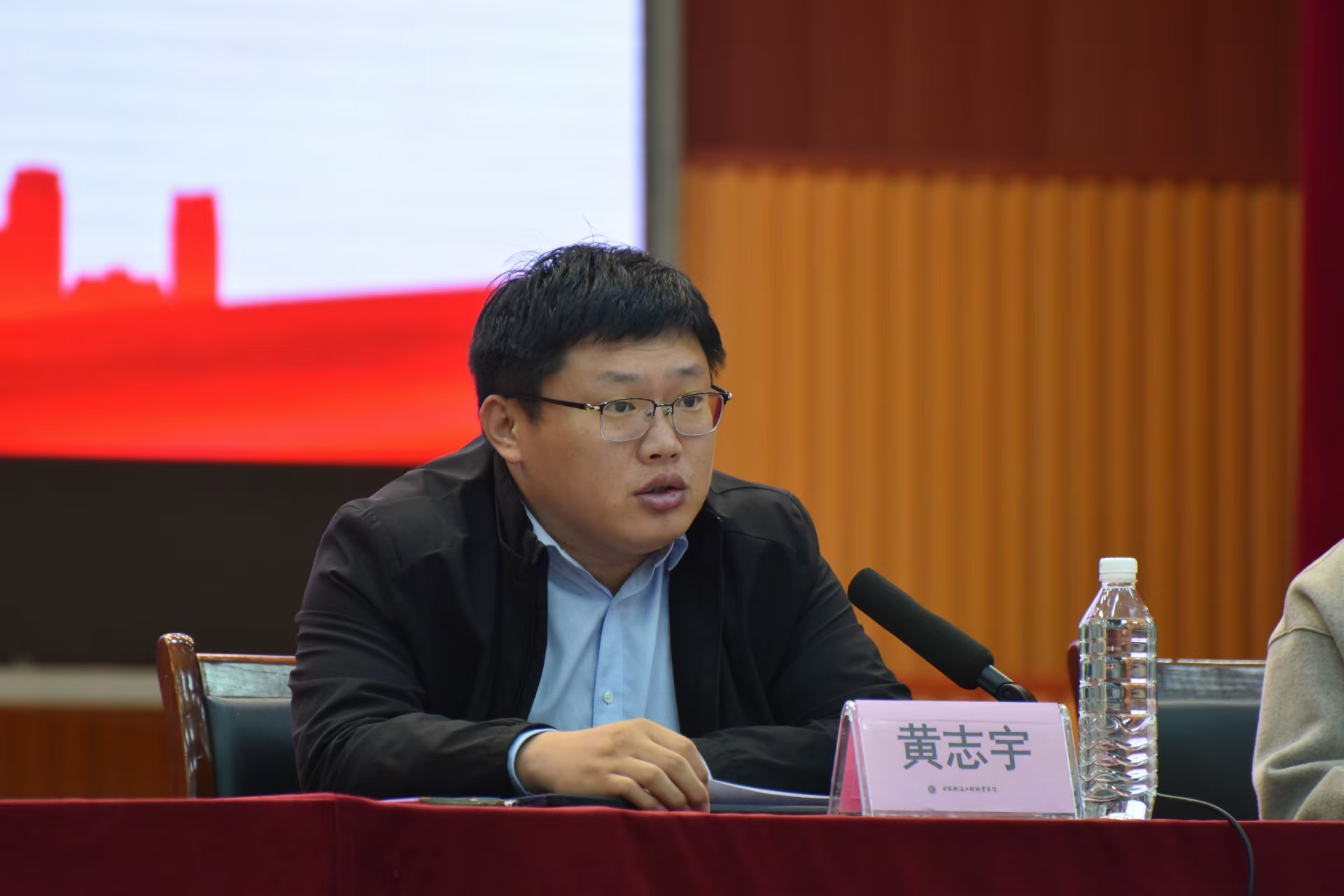 图示, 示意图

中度可信度描述已自动生成:ver1