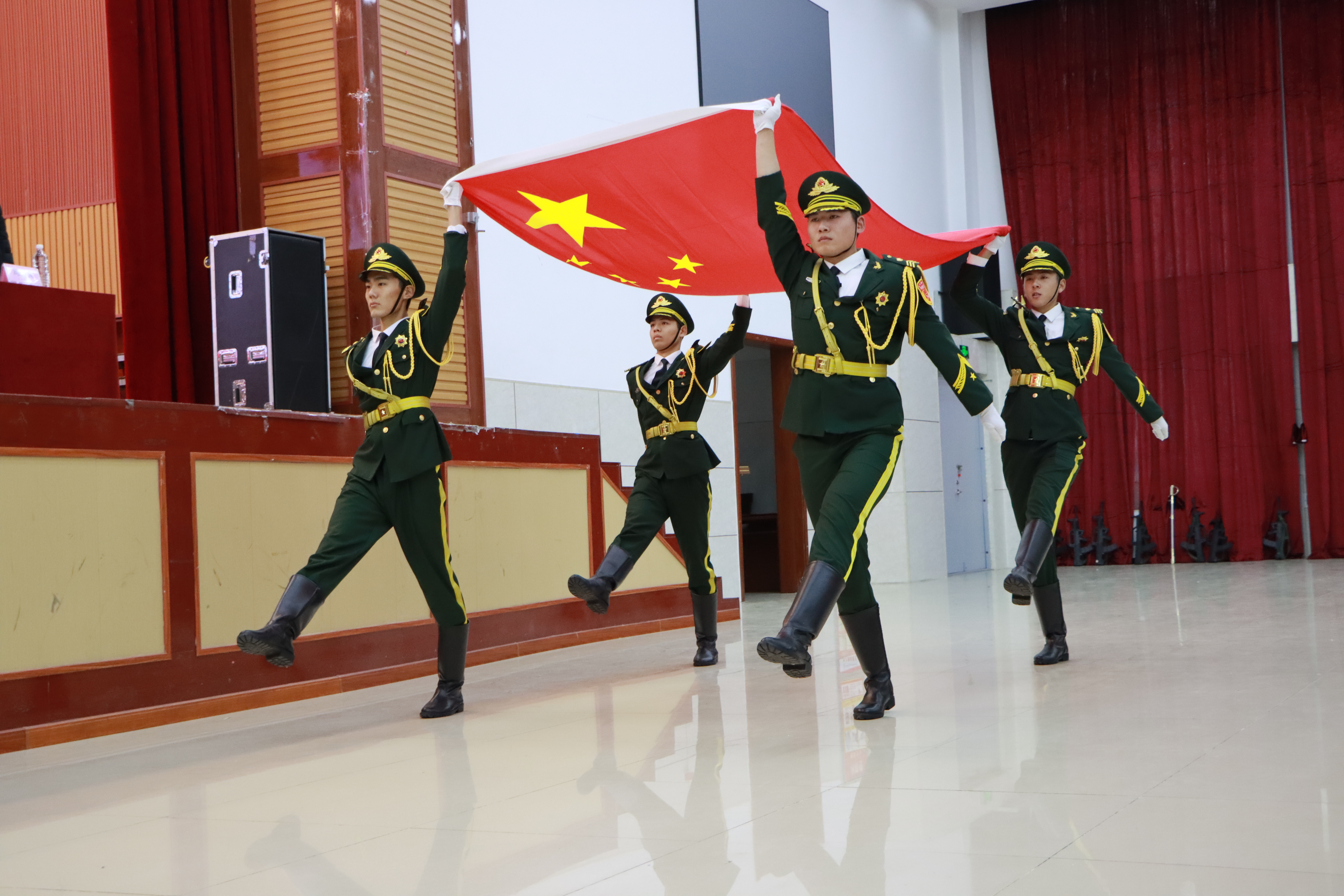 图示, 示意图

中度可信度描述已自动生成:ver1